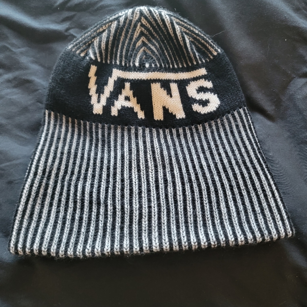 Black Vans beanie